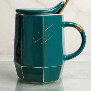 Taza Diseño Galaxia Con Tapa Y Cuchara Dorada, Color Verde Oscuro