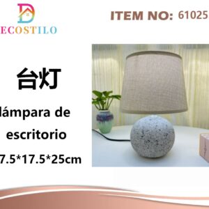 LAMPARA DE ESCRITORIO 17.5*17.5*25 CM